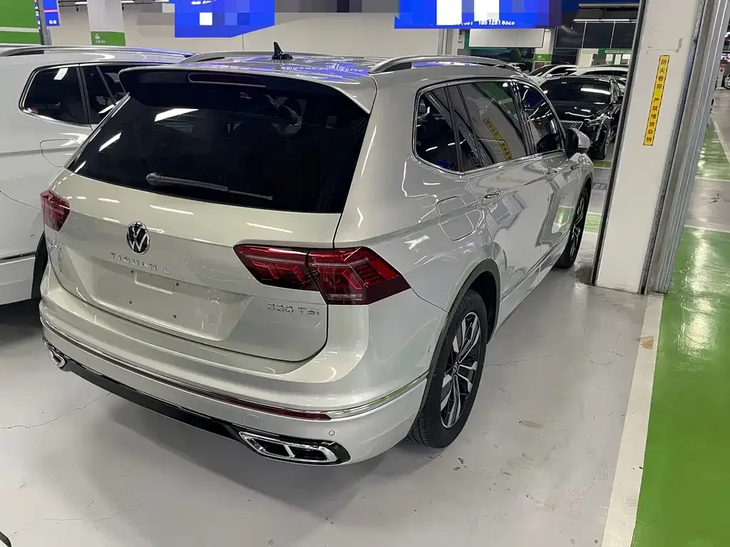 Volkswagen Tiguan L 2022 из CN, фото 4