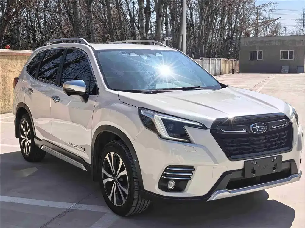 Subaru Forester 2022 из CN, фото 1
