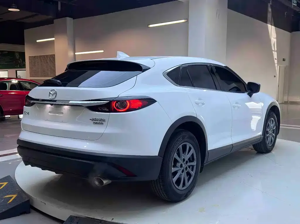 Mazda CX-4 — фото 8