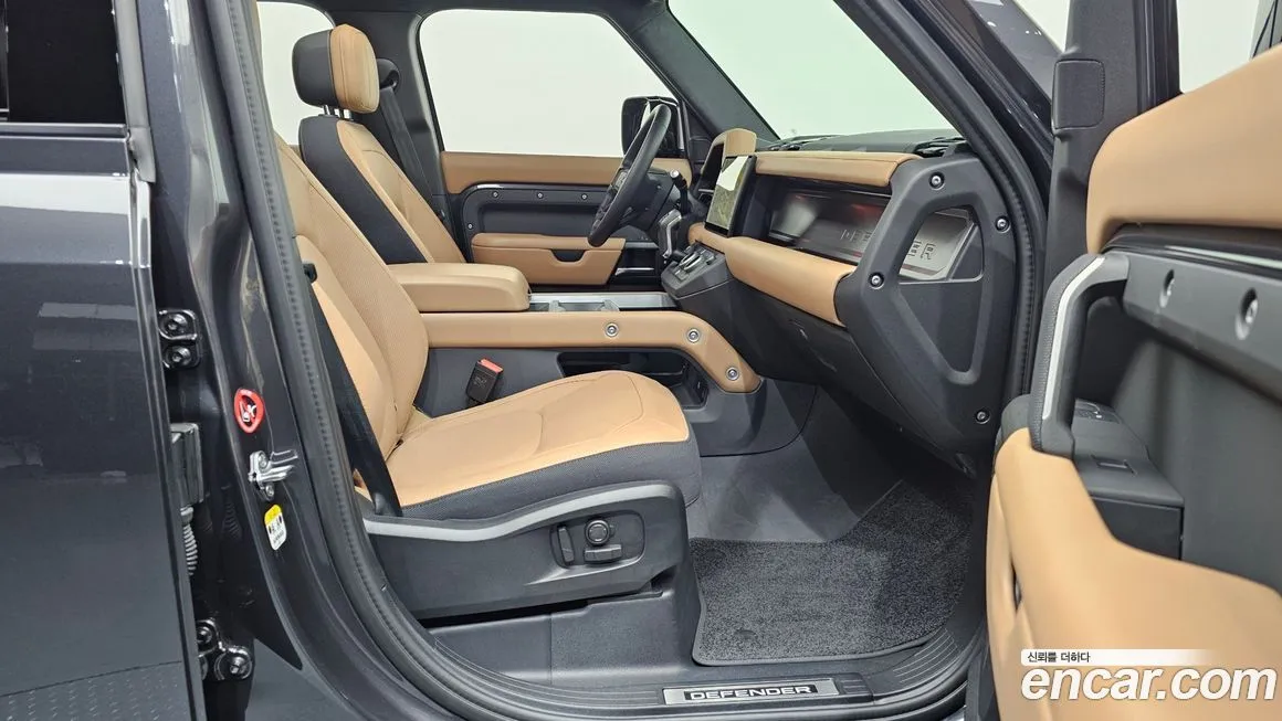 Land Rover Defender 2025 из KR, фото 3
