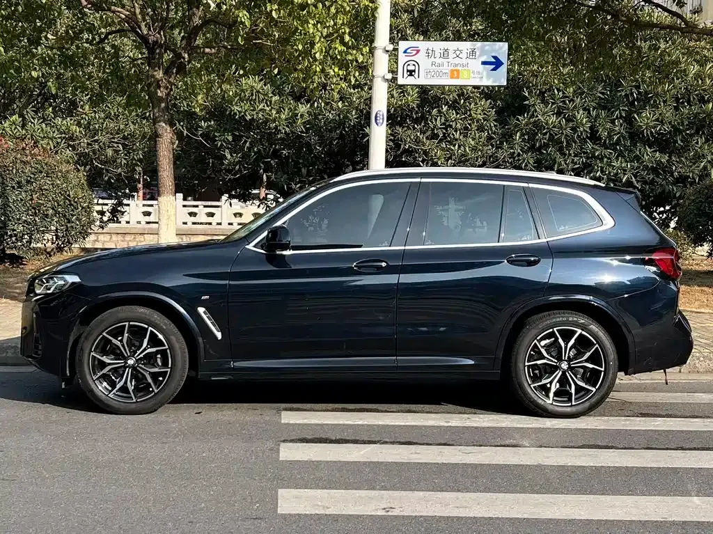 BMW X3 — фото 8