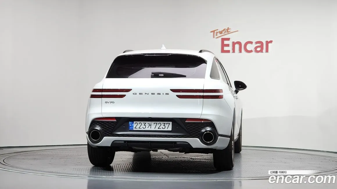 Genesis GV70 2023 из KR, фото 2