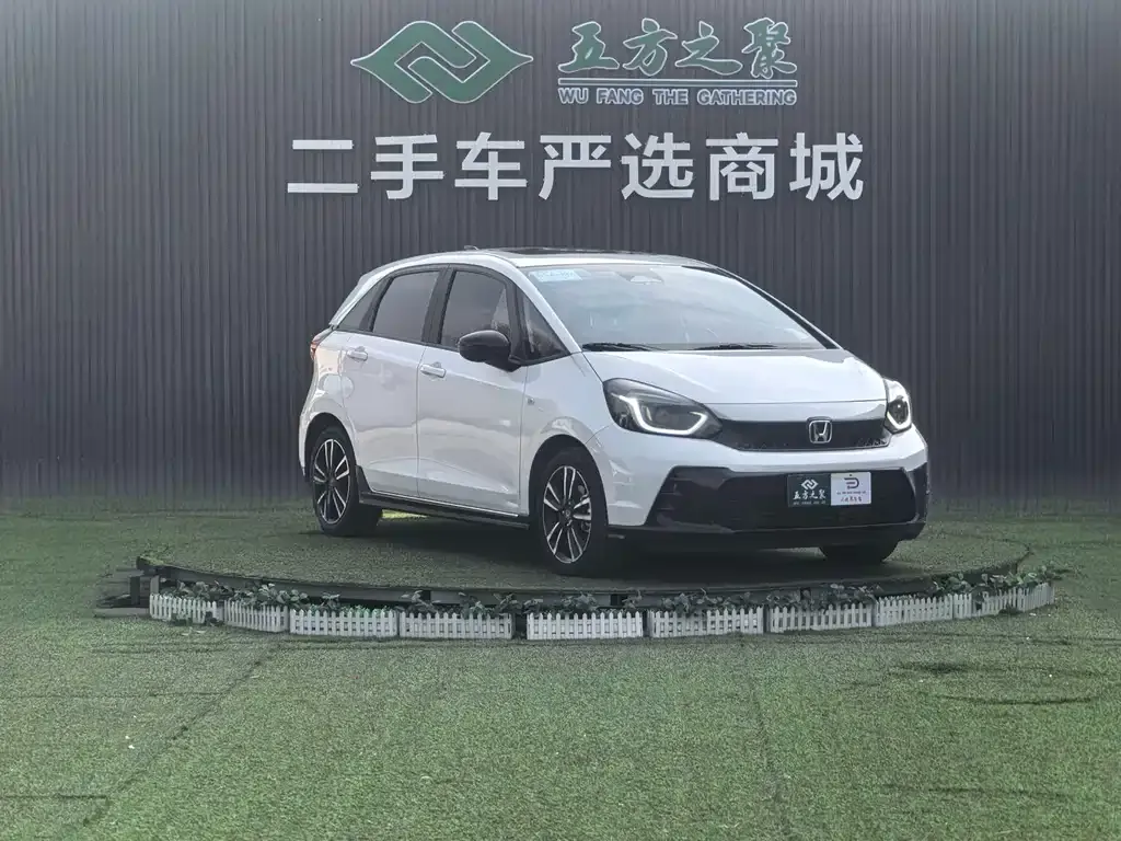 Honda Fit — фото 9