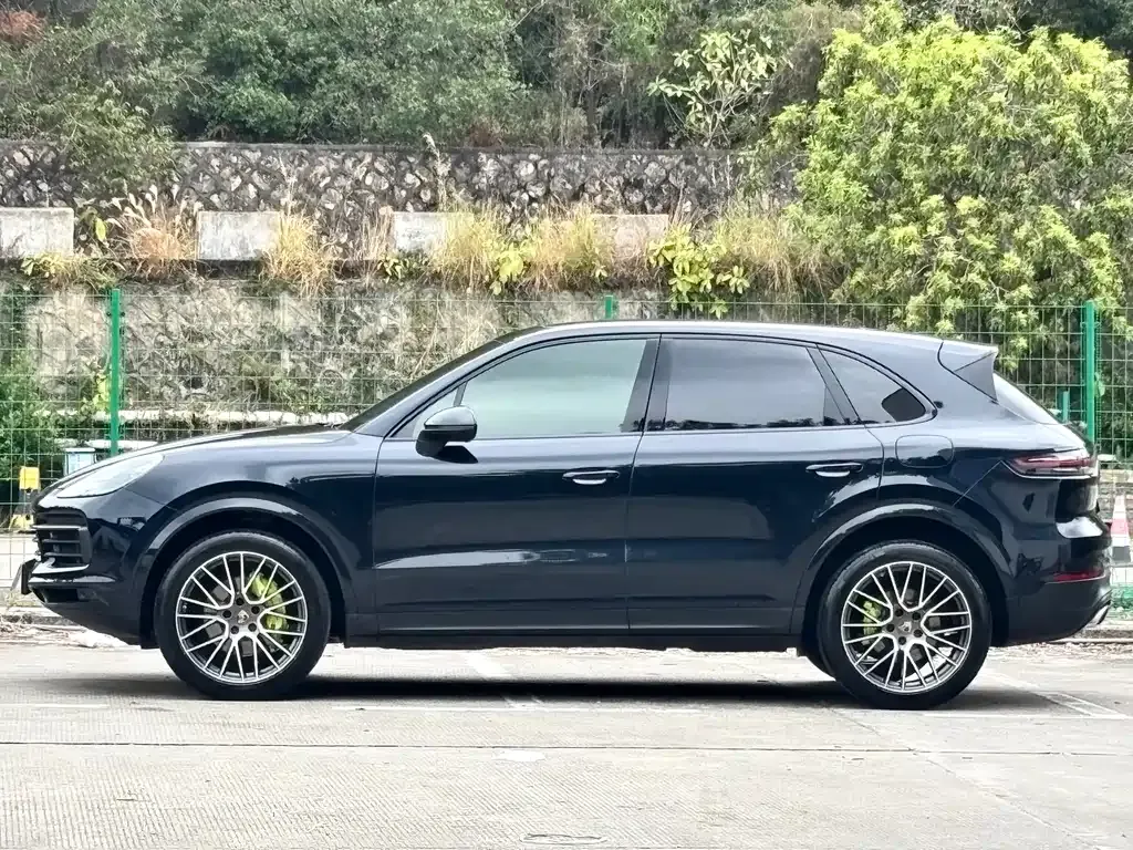 Porsche Cayenne Hybrid — фото 3