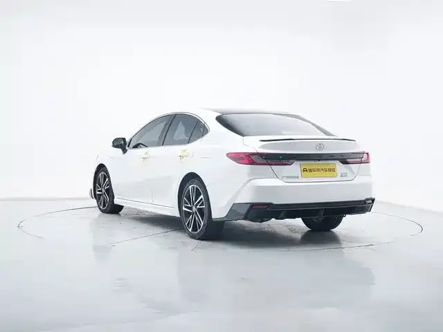 Toyota Camry 2024 из CN, фото 7