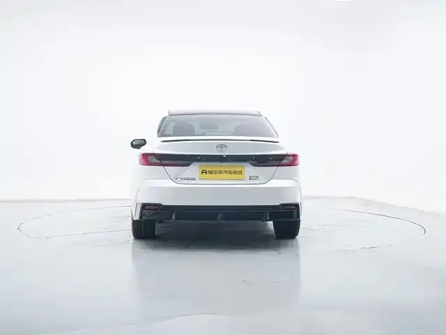 Toyota Camry 2024 из CN, фото 9