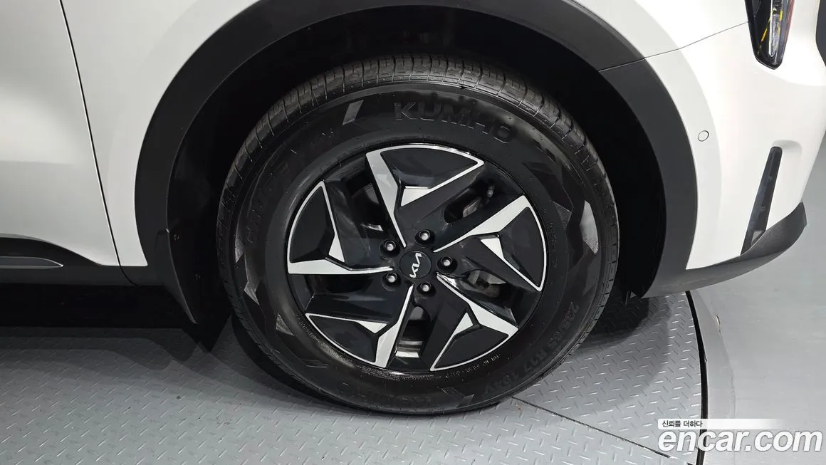 Kia Sorento — фото 3