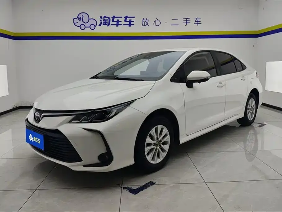 Toyota Corolla 2022 из CN, фото 1