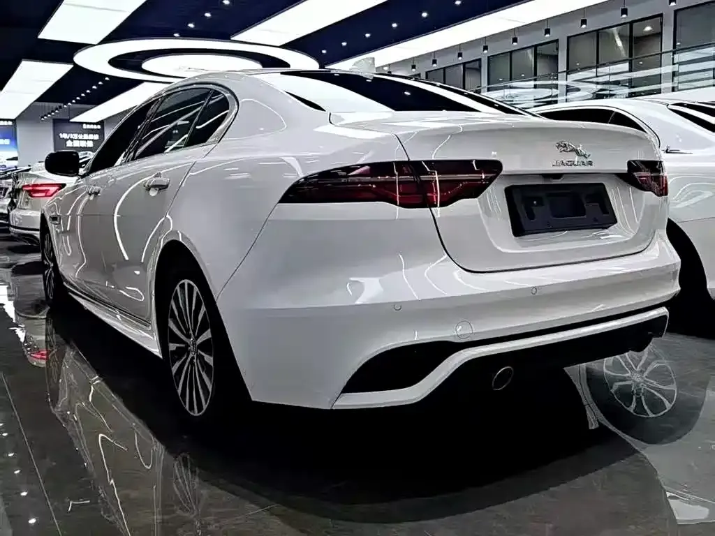 Jaguar XEL — фото 3