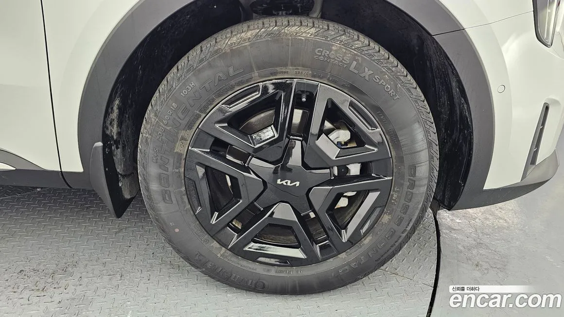 Kia Sorento — фото 10