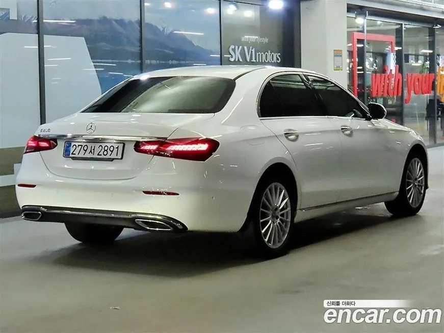 Mercedes-Benz E-Class 2022 из KR, фото 2
