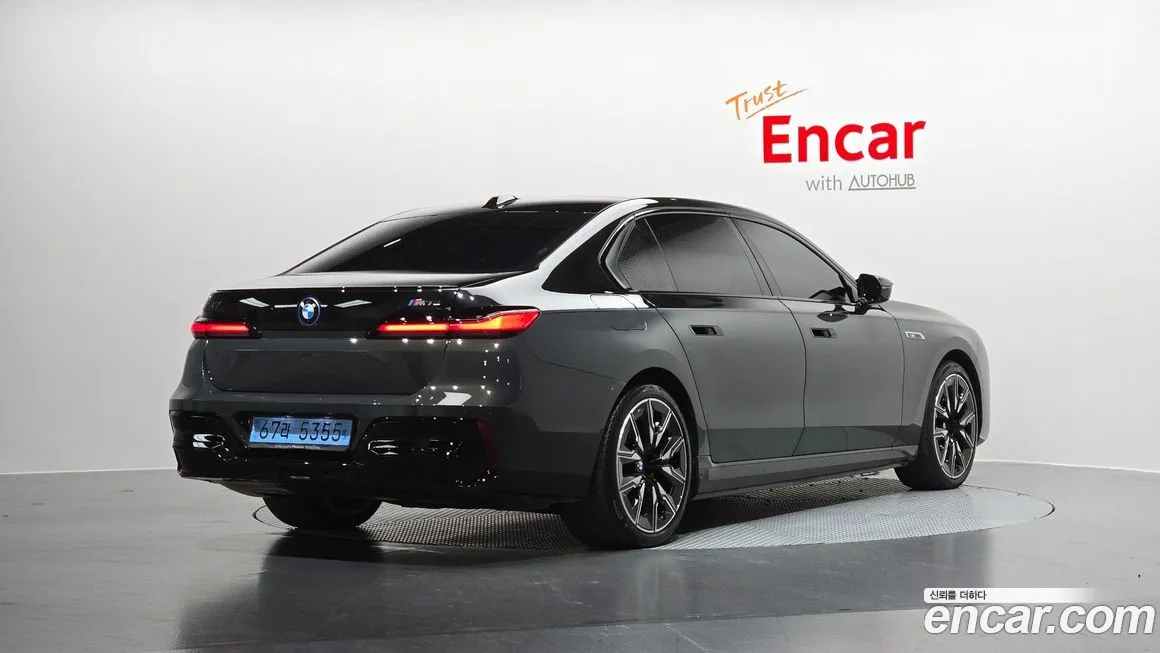 BMW i7 2025 из KR, фото 2