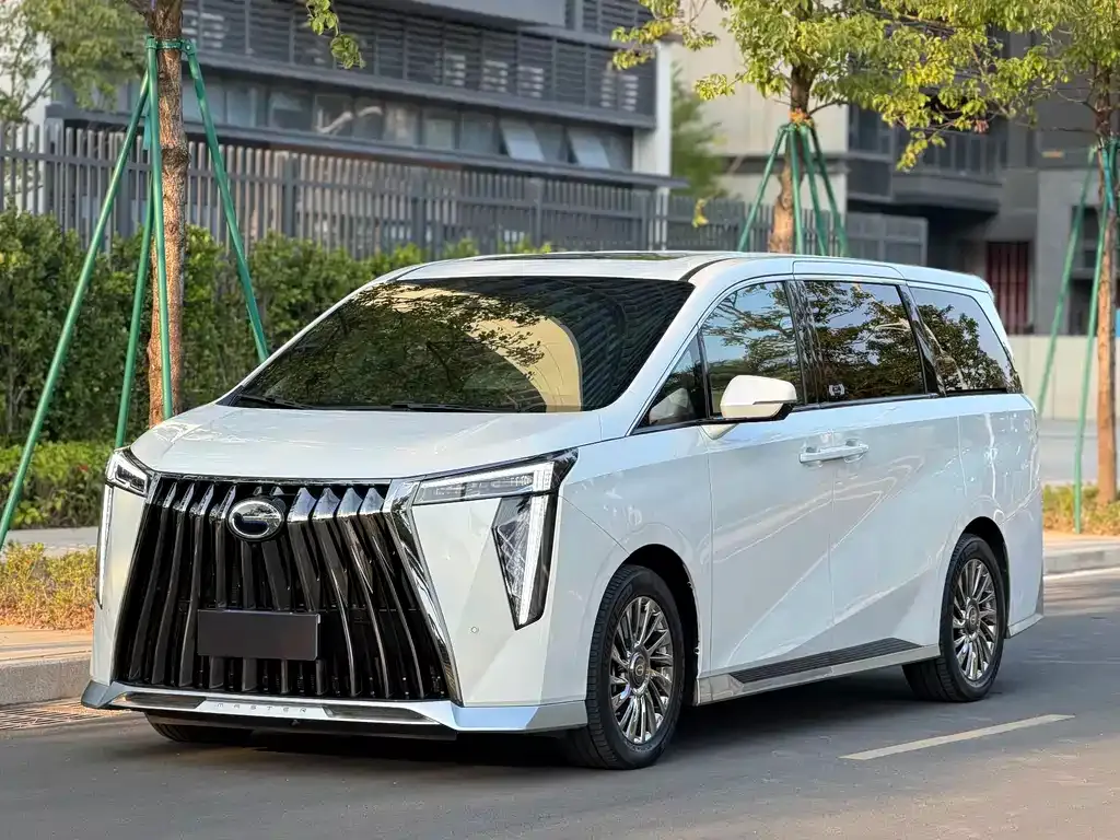 GAC Motor Trumpchi M8 — фото 4