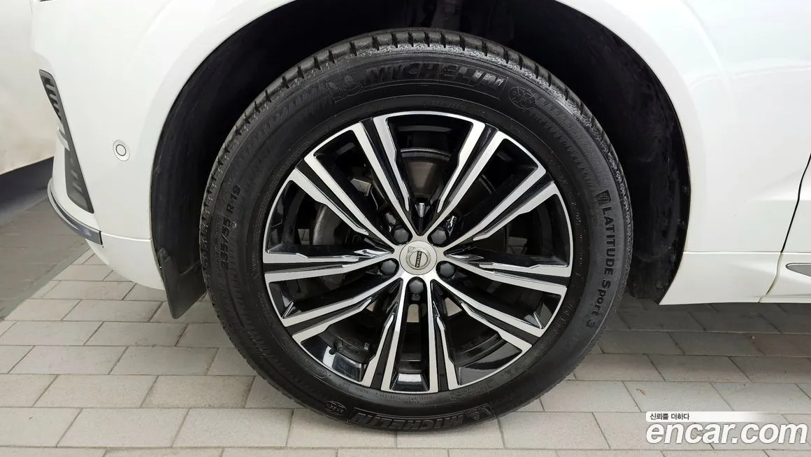 Volvo XC60 2022 из KR, фото 9