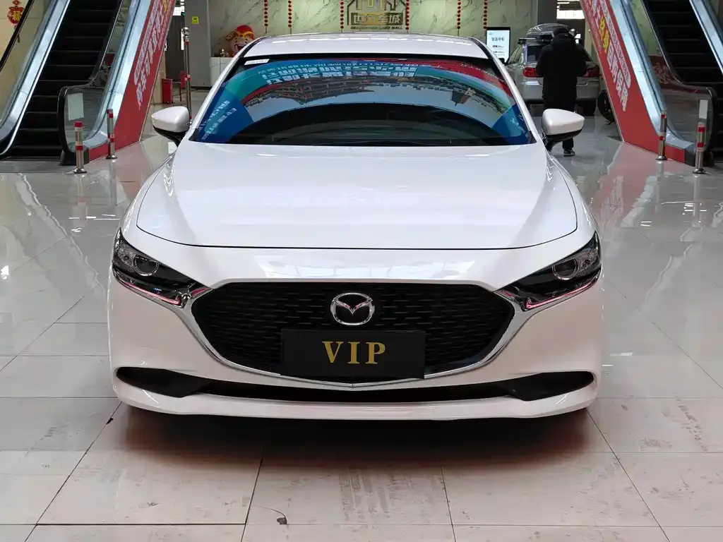Mazda 3 Axela 2022 из CN, фото 3