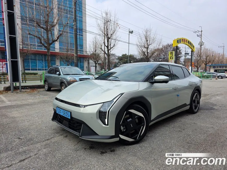 Kia EV4