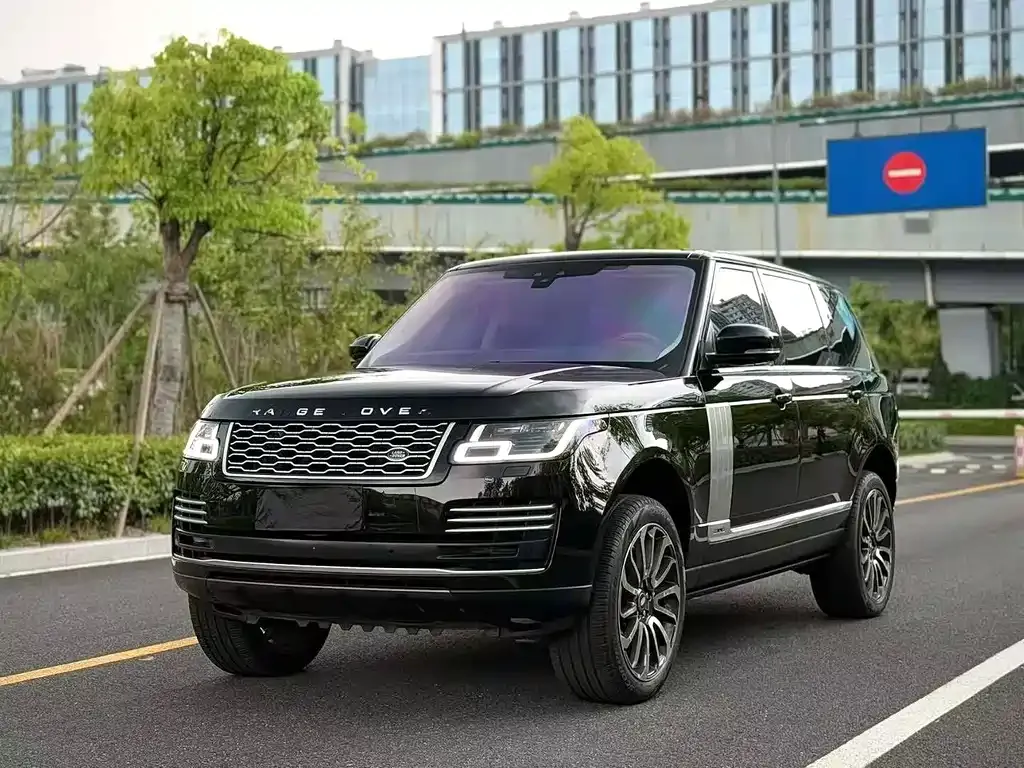 Land Rover Range Rover — фото 1