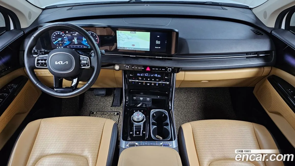 Kia Carnival — фото 10
