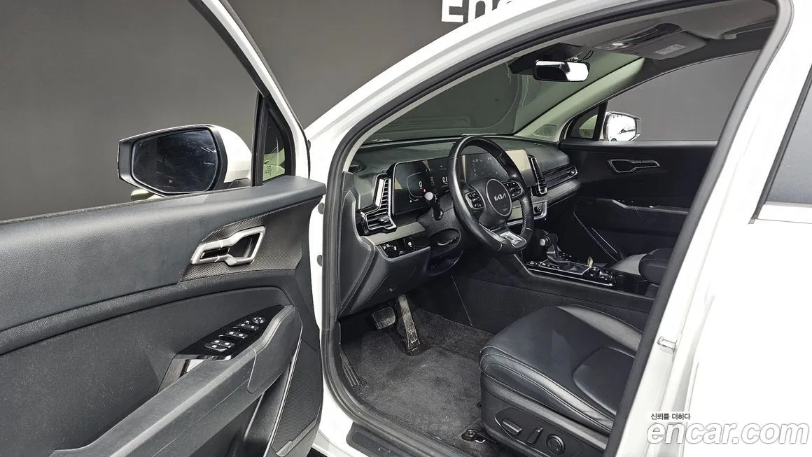Kia Sportage — фото 8