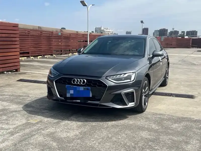Audi A4L 2021 из CN, фото 1