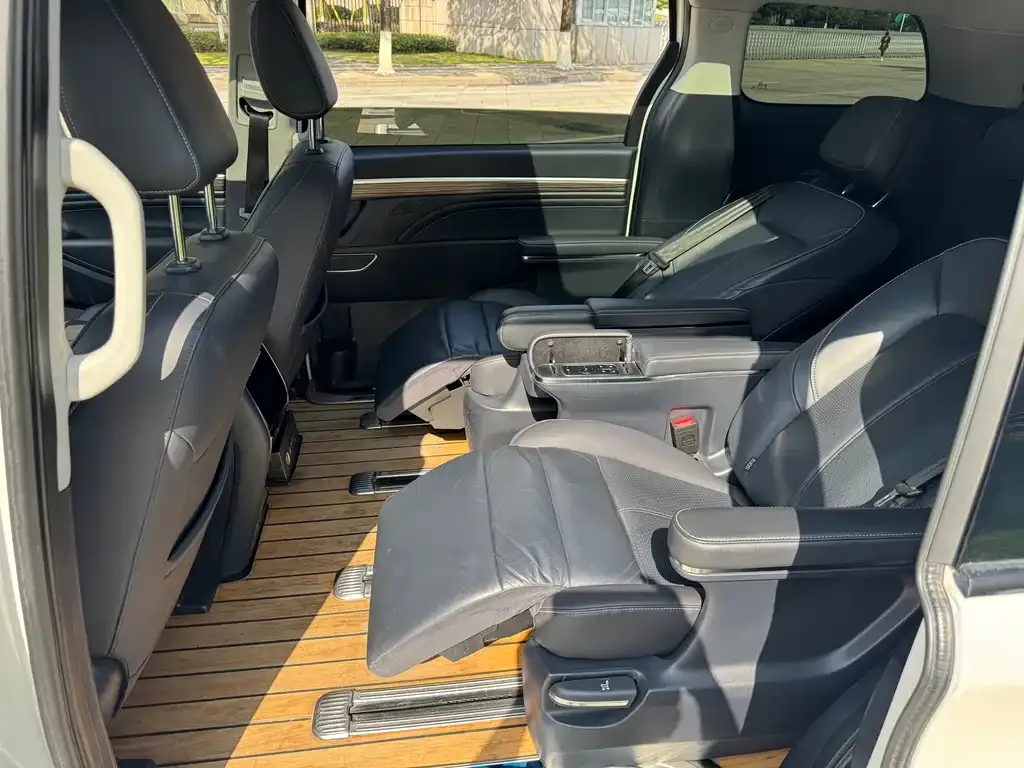 GAC Motor Trumpchi M8 — фото 2
