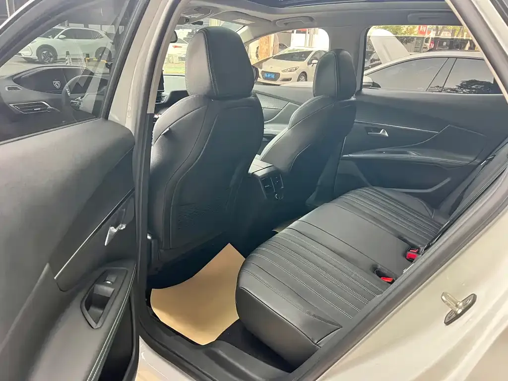 Peugeot 4008 2024 из CN, фото 6