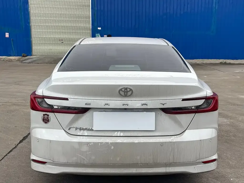 Toyota Camry 2025 из CN, фото 2