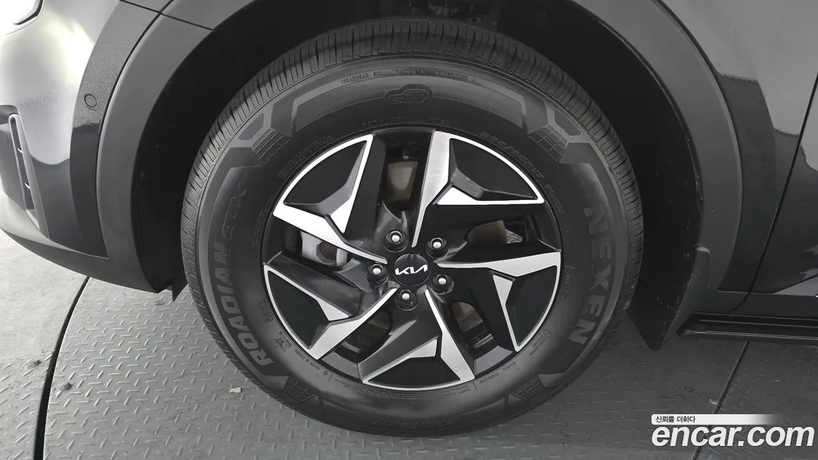 Kia Sorento — фото 10