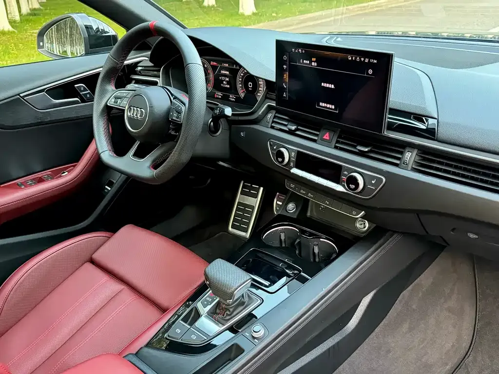 Audi A4L 2025 из CN, фото 8