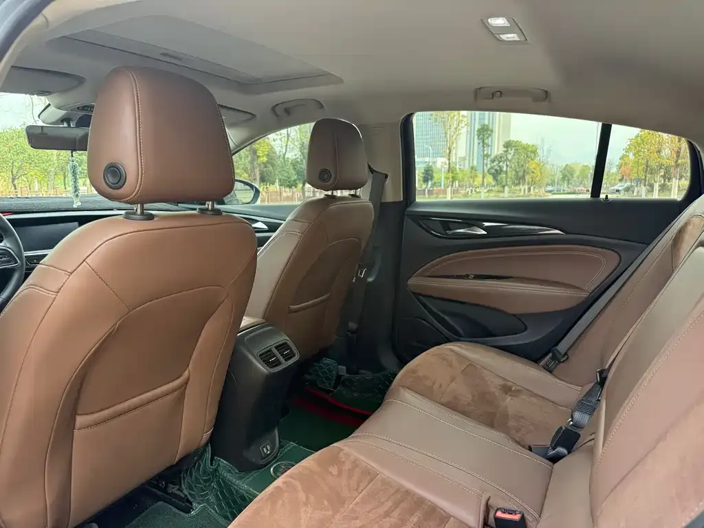 Buick Regal — фото 3