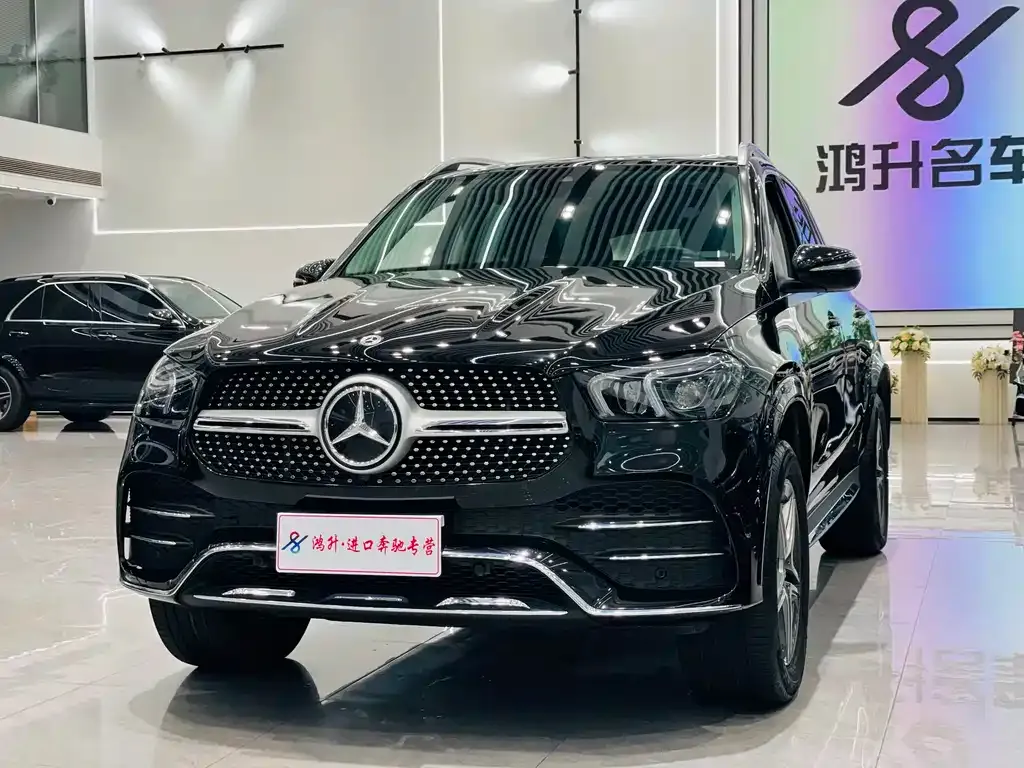 Mercedes-Benz GLE — фото 1