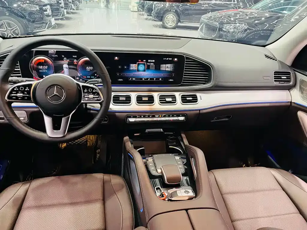 Mercedes-Benz GLE — фото 10