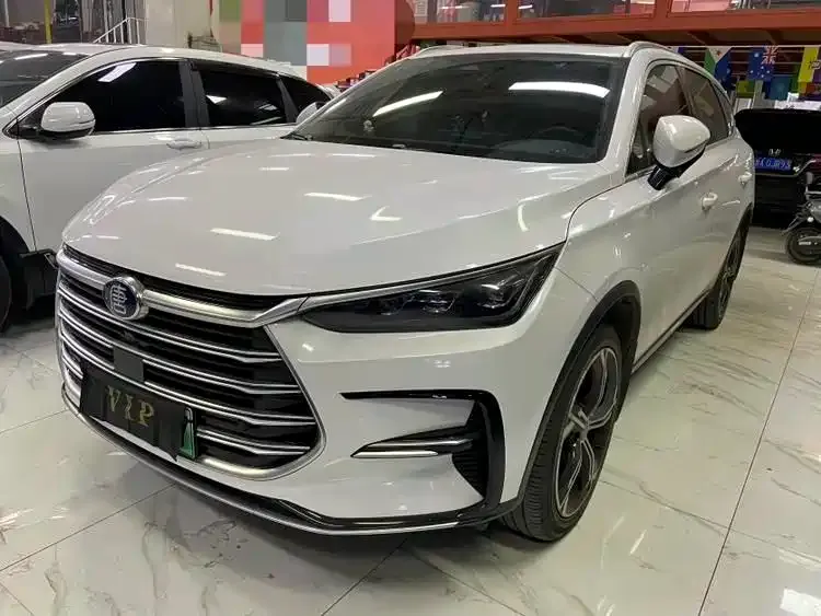BYD Tang New Energy — фото 1