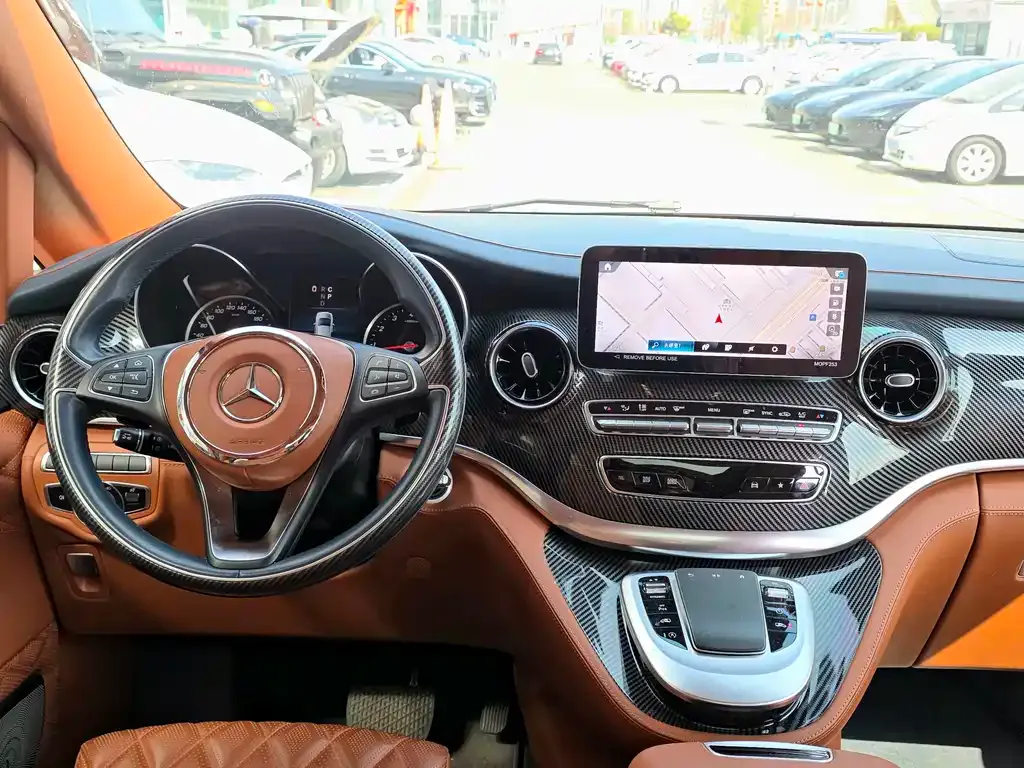 Mercedes-Benz V-Class 2023 из CN, фото 5