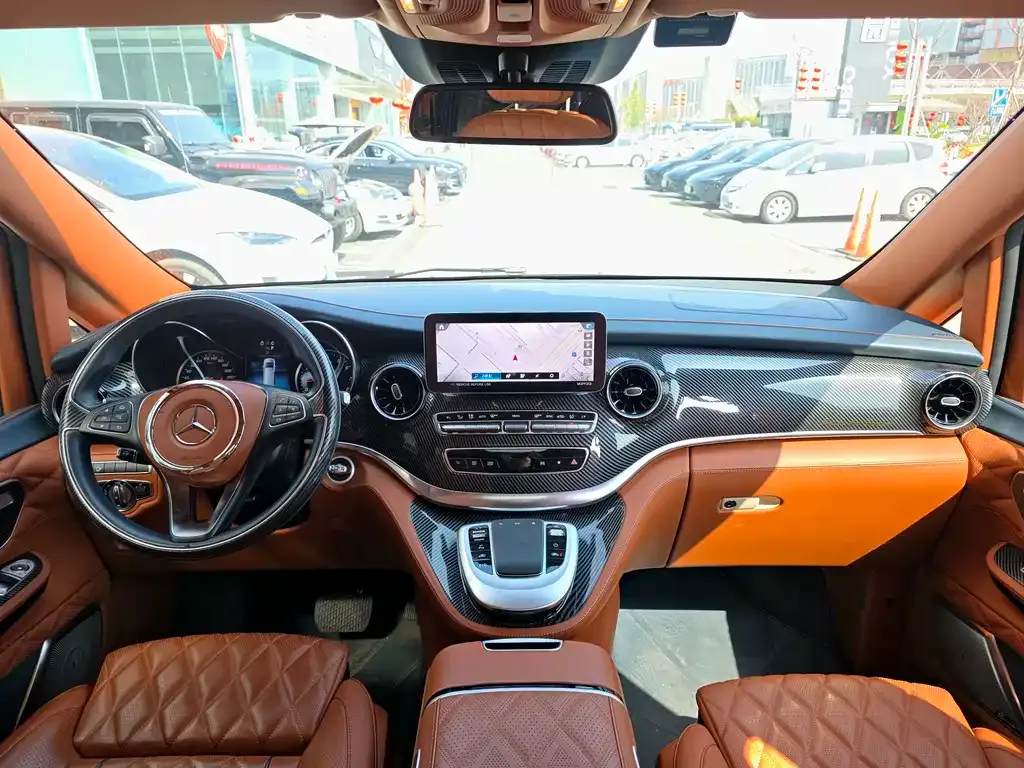 Mercedes-Benz V-Class 2023 из CN, фото 3