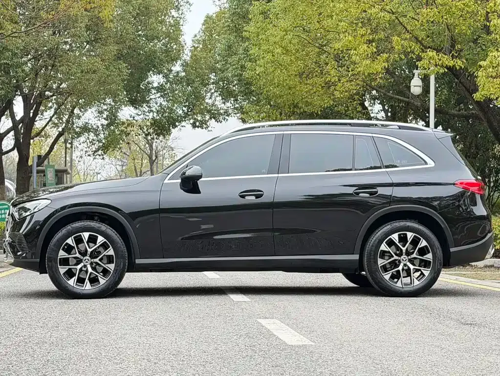Mercedes-Benz GLC — фото 9