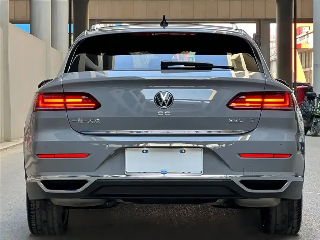 Volkswagen CC 2024 из CN, фото 8
