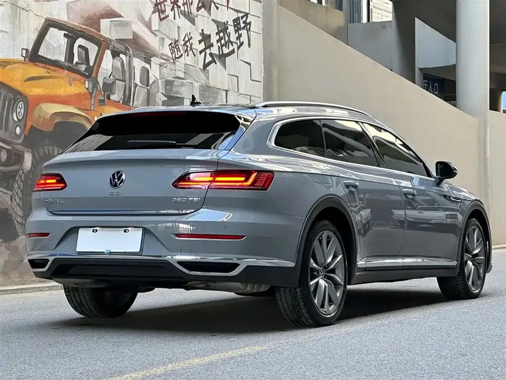 Volkswagen CC 2024 из CN, фото 5