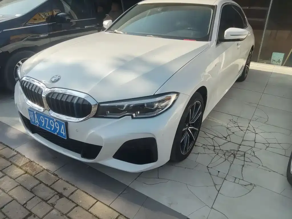 BMW 3 Series — фото 1