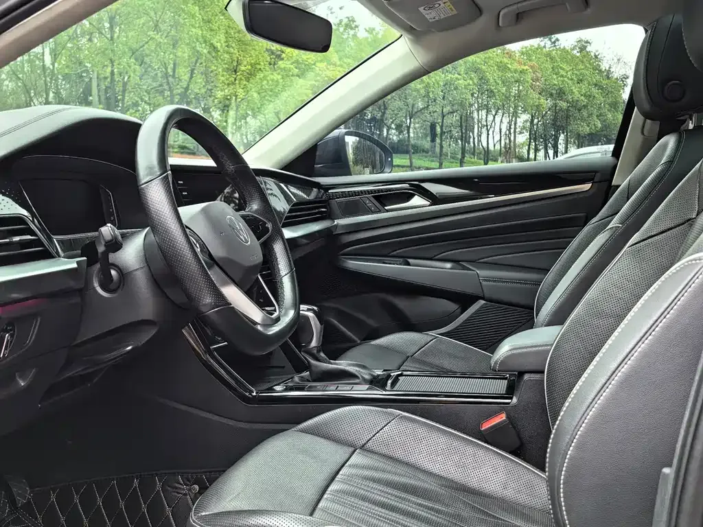 Volkswagen Passat 2022 из CN, фото 6