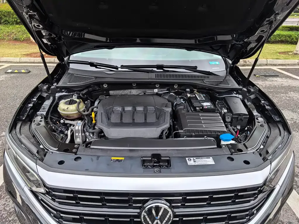 Volkswagen Passat 2022 из CN, фото 4
