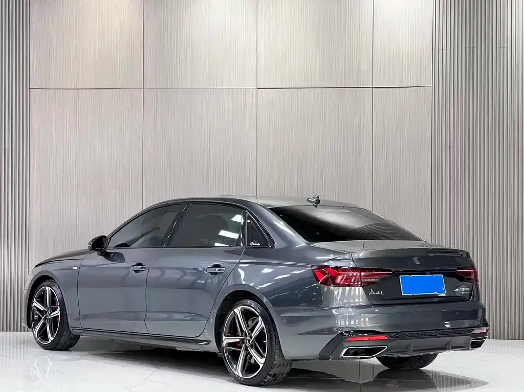 Audi A4L — фото 3