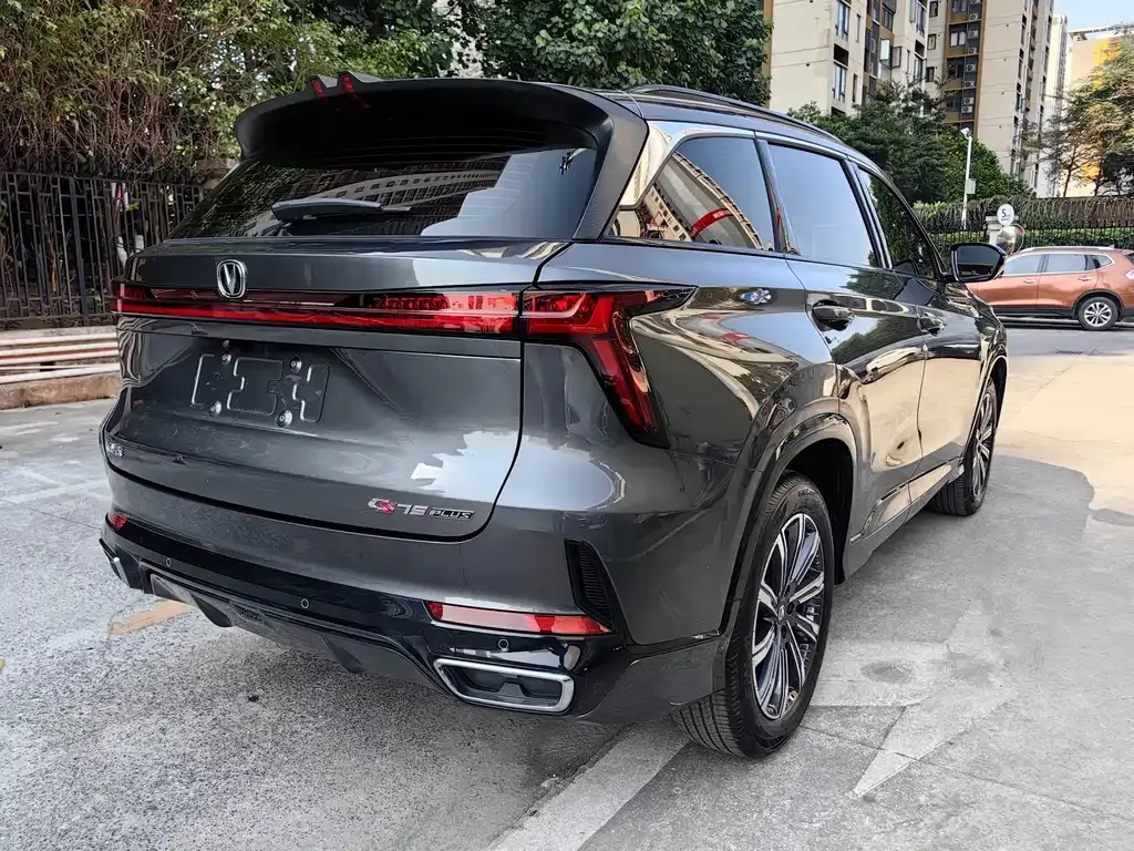 Changan CS75PLUS — фото 10
