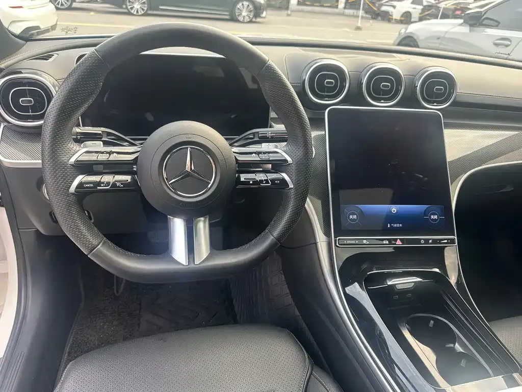 Mercedes-Benz C-Class — фото 10