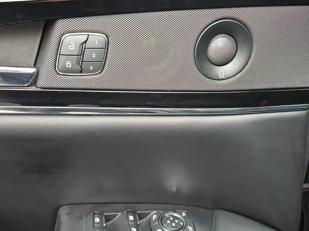 Lincoln Nautilus 2021 из CN, фото 5