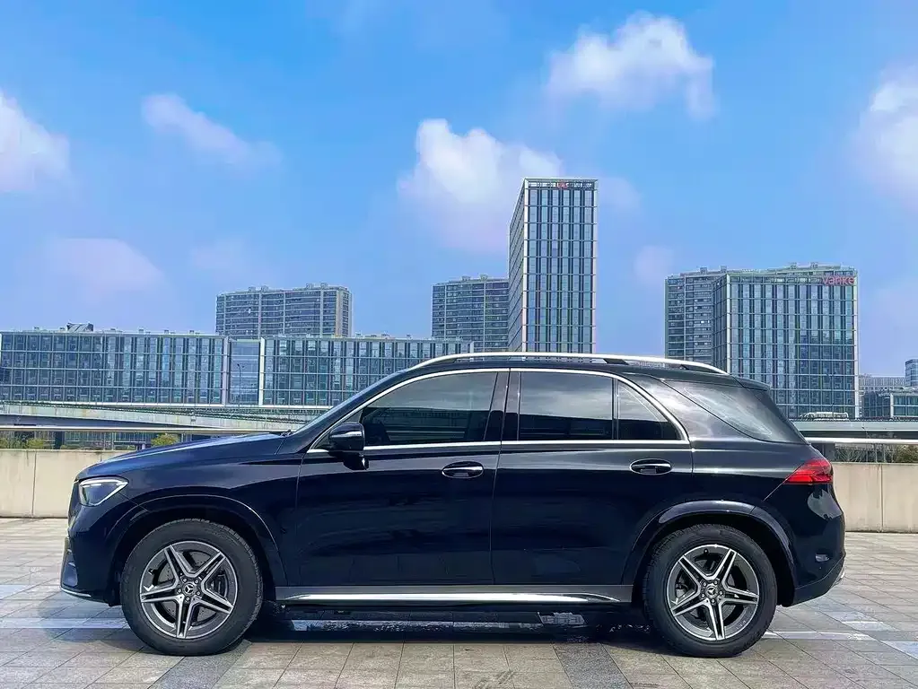 Mercedes-Benz GLE — фото 6
