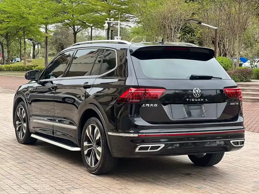 Volkswagen Tiguan L — фото 4