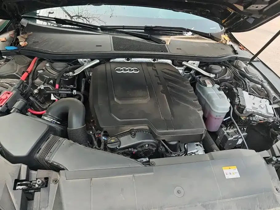 Audi A7L 2025 из CN, фото 10