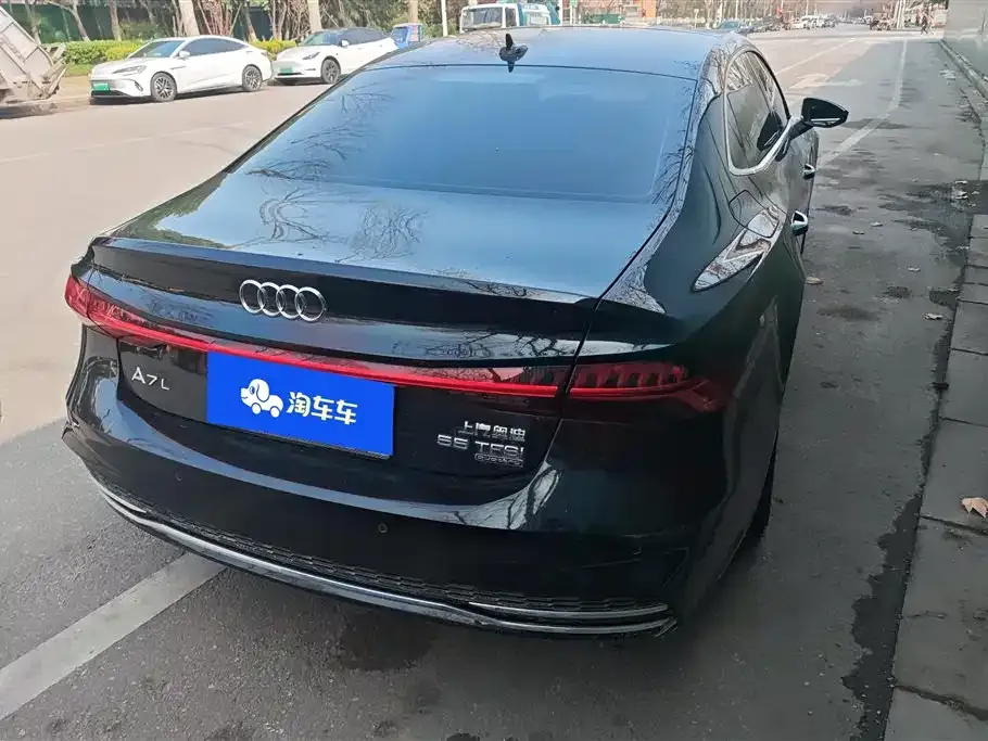 Audi A7L 2025 из CN, фото 4