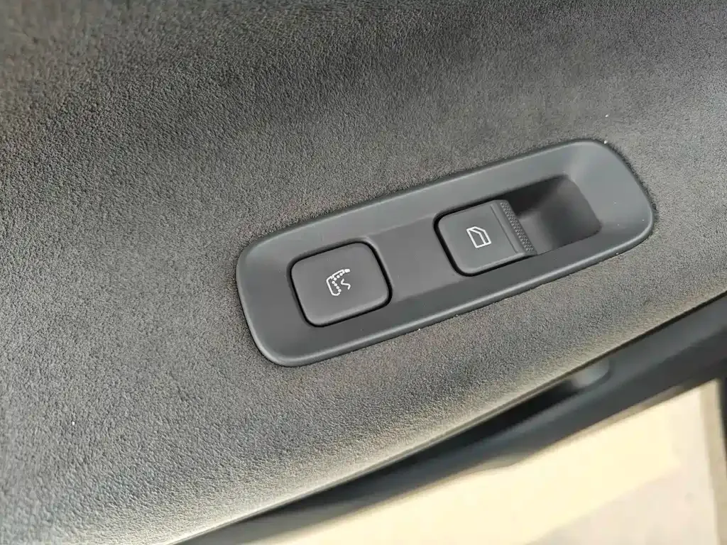 Lynk & Co 08 EM-P 2024 из CN, фото 10